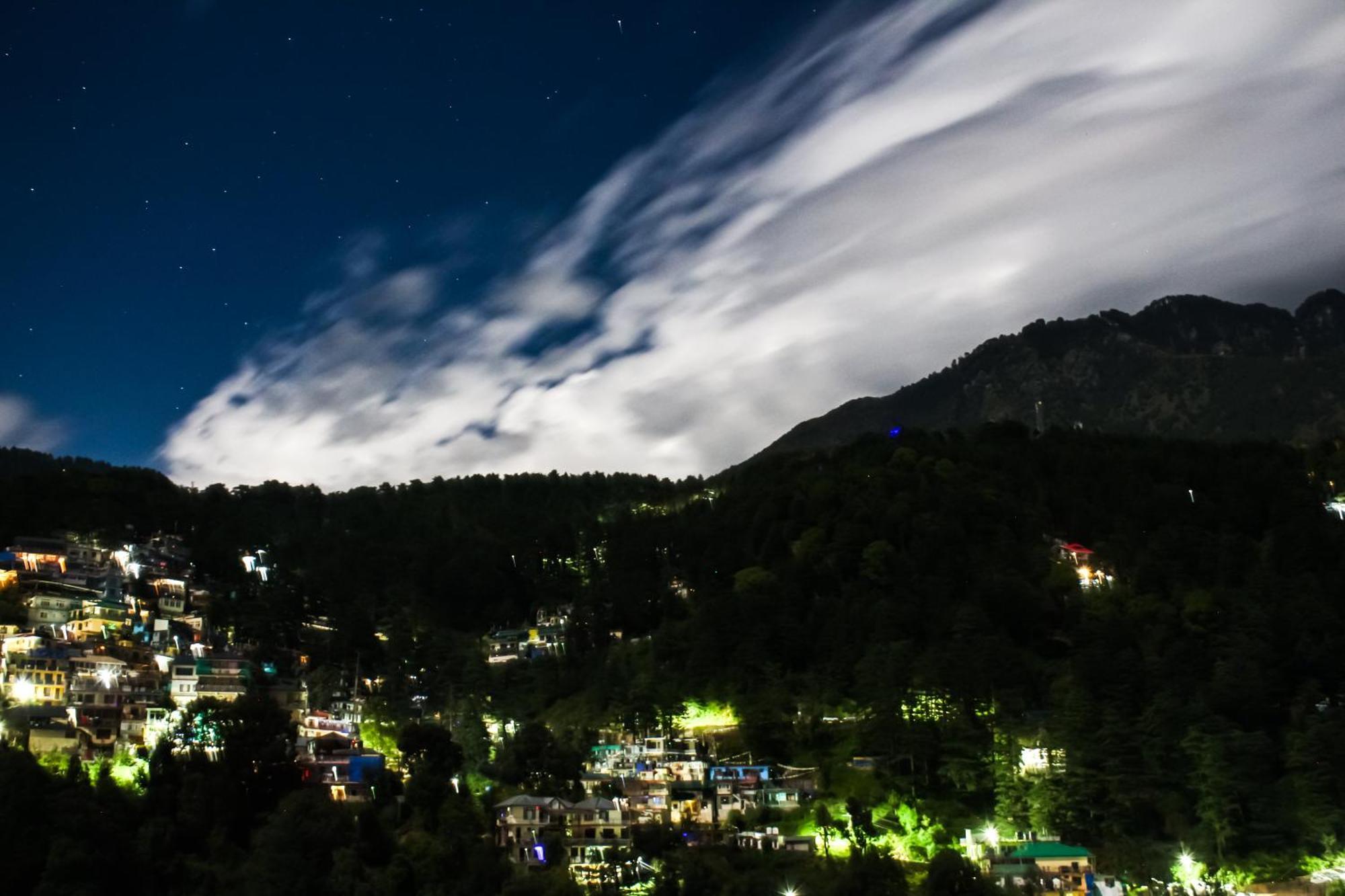 The Bougainvillea, Mcleodganj ดารัมซาลา ภายนอก รูปภาพ